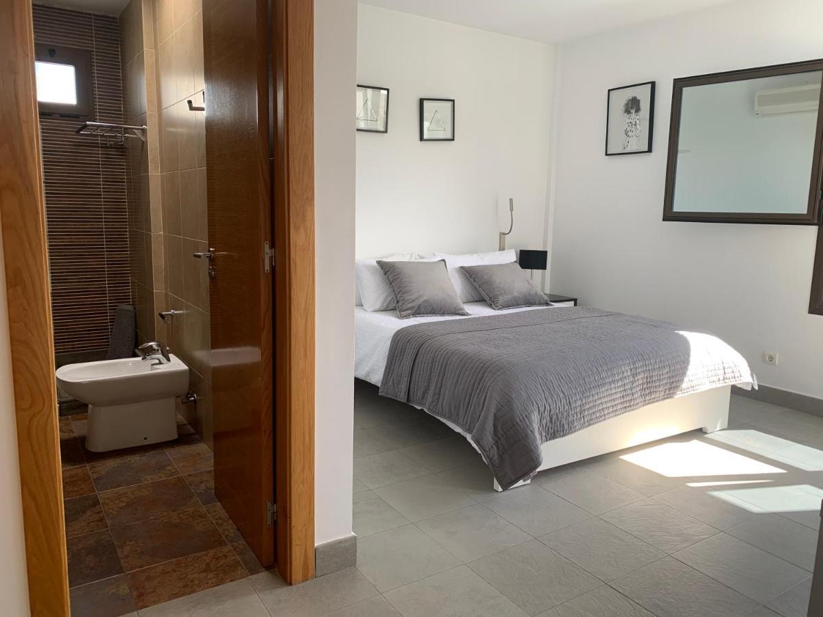Modern Villa With Sea Views Costa Teguise Exterior photo
